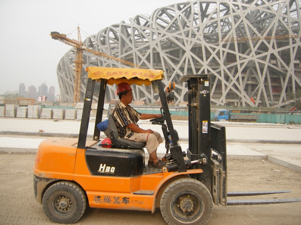 杭州叉車在北京鳥巢建設(shè)中